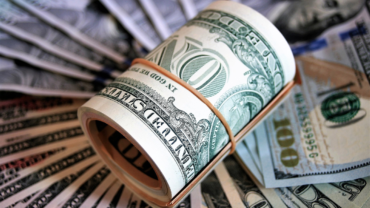 Como a alta do dólar afeta o bolso do brasileiro no dia a dia?