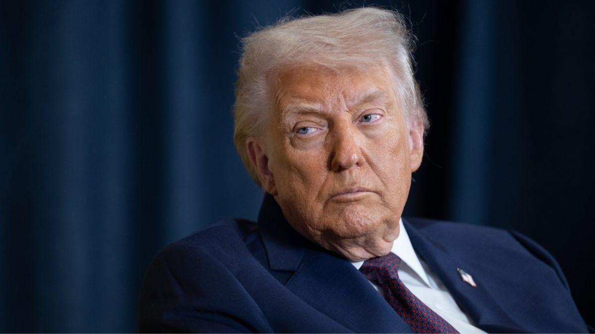 Trump anuncia pedágio de 20% em Ormuz e pressiona preços do petróleo - Investidor10