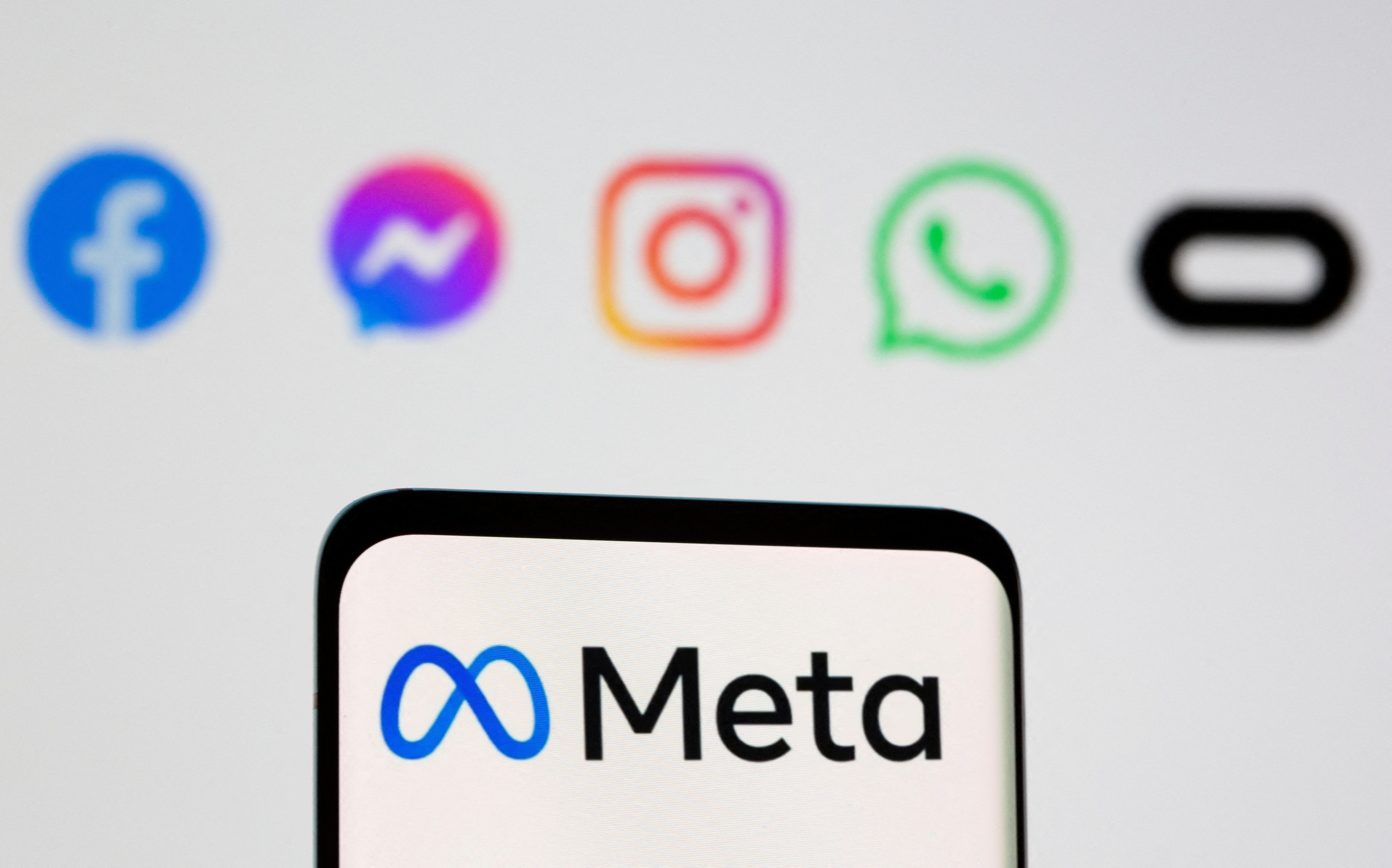 Meta enfrenta ação por usar IA para demitir pessoas com problemas de saúde