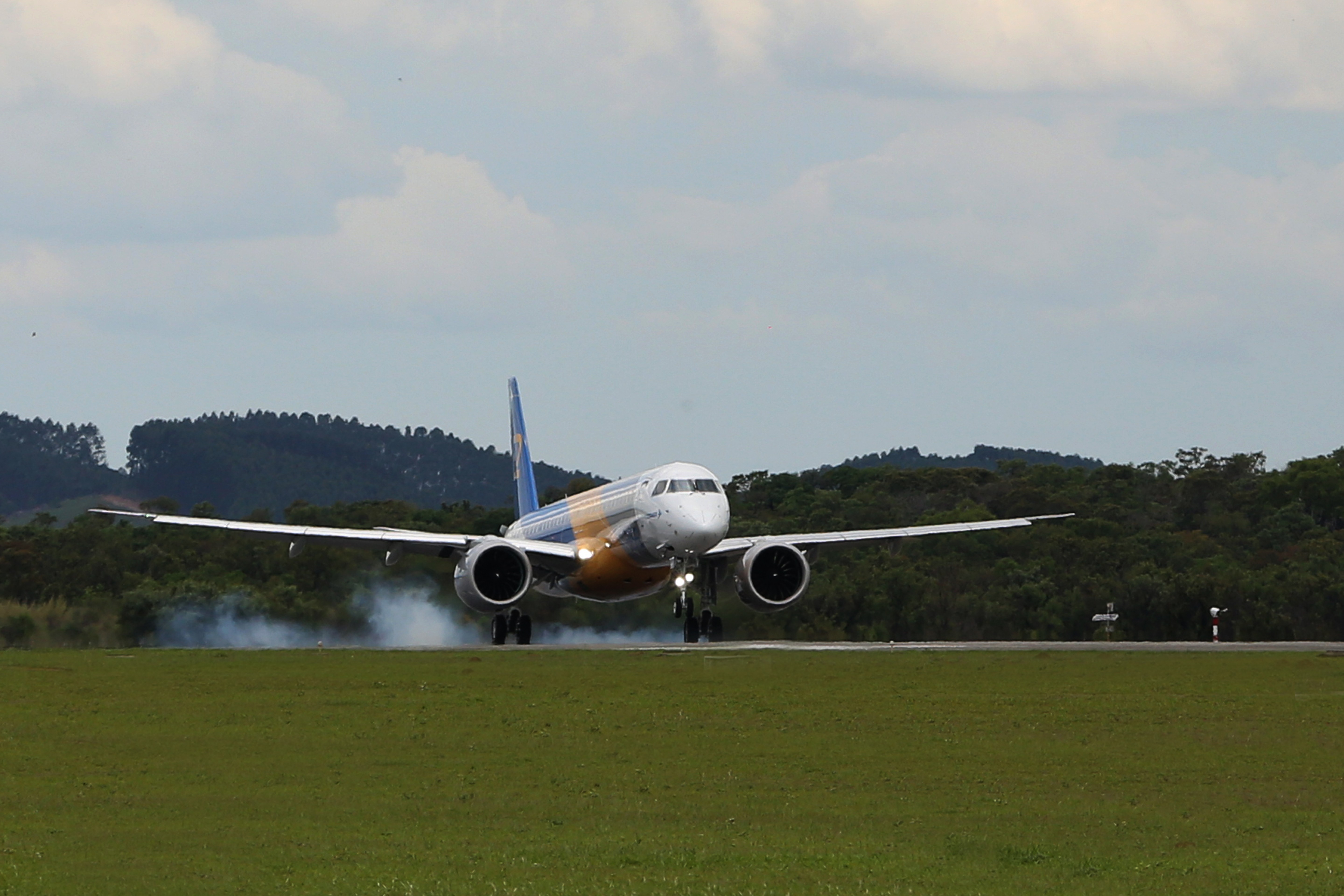 Embraer vende até 45 aviões ao Grupo Abra: a aposta da Gol na recuperação